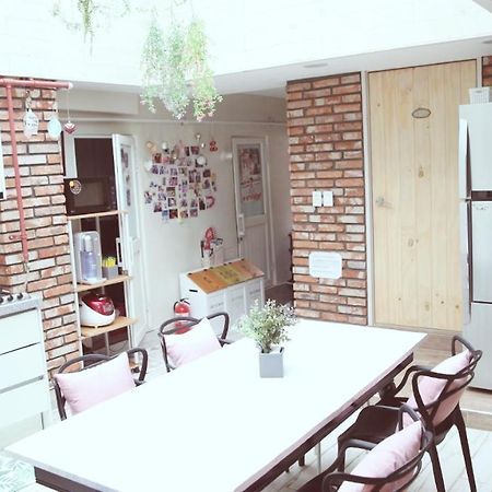 Хостел Unni House Сеул Экстерьер фото