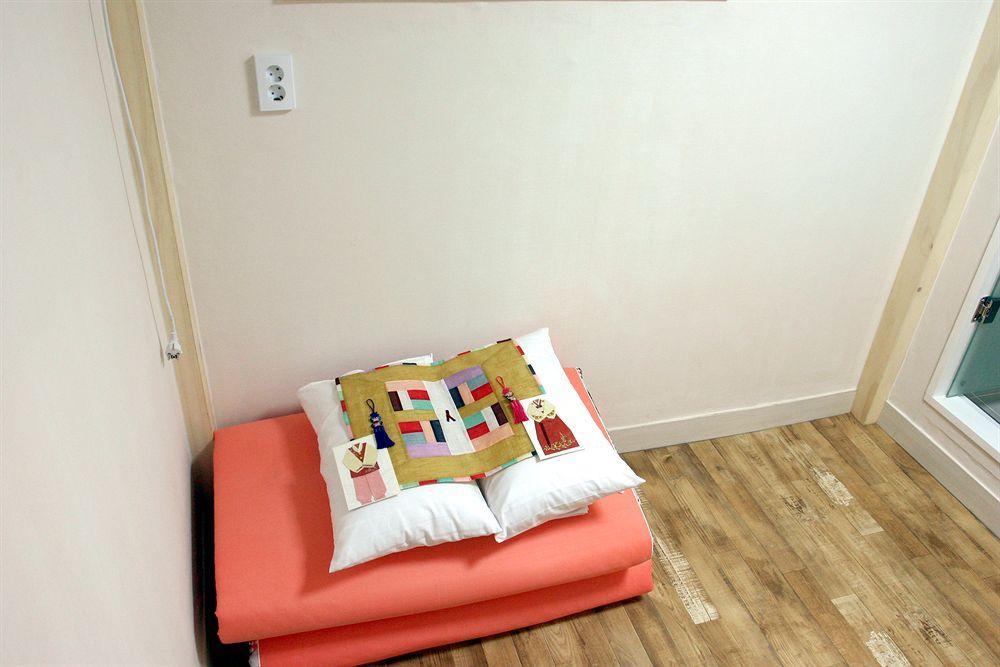 Хостел Unni House Сеул Экстерьер фото