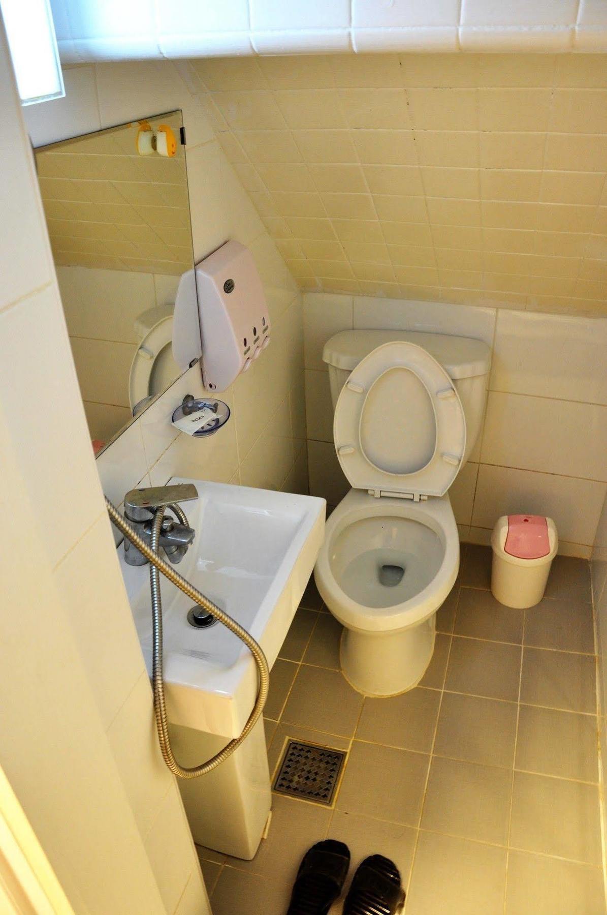 Хостел Unni House Сеул Экстерьер фото
