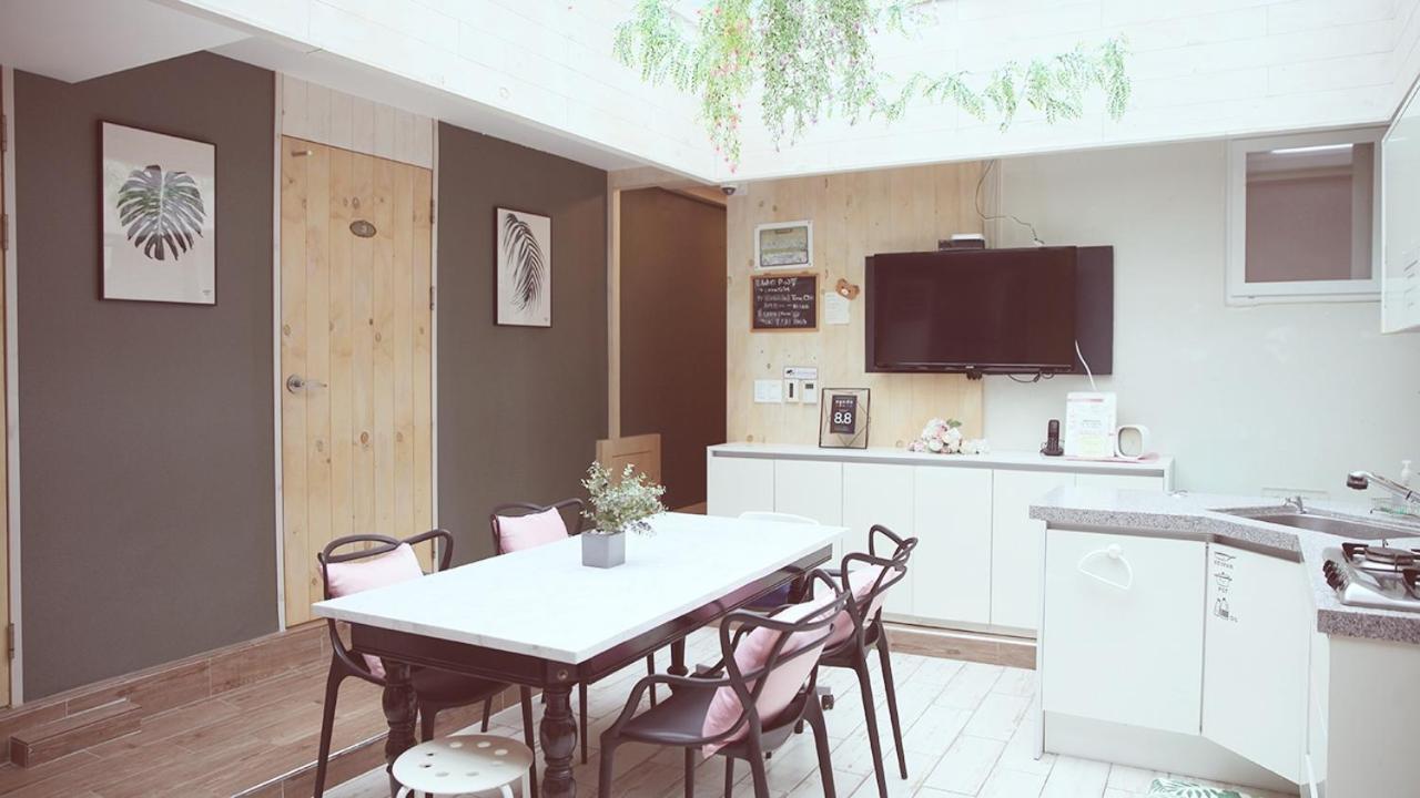 Хостел Unni House Сеул Экстерьер фото