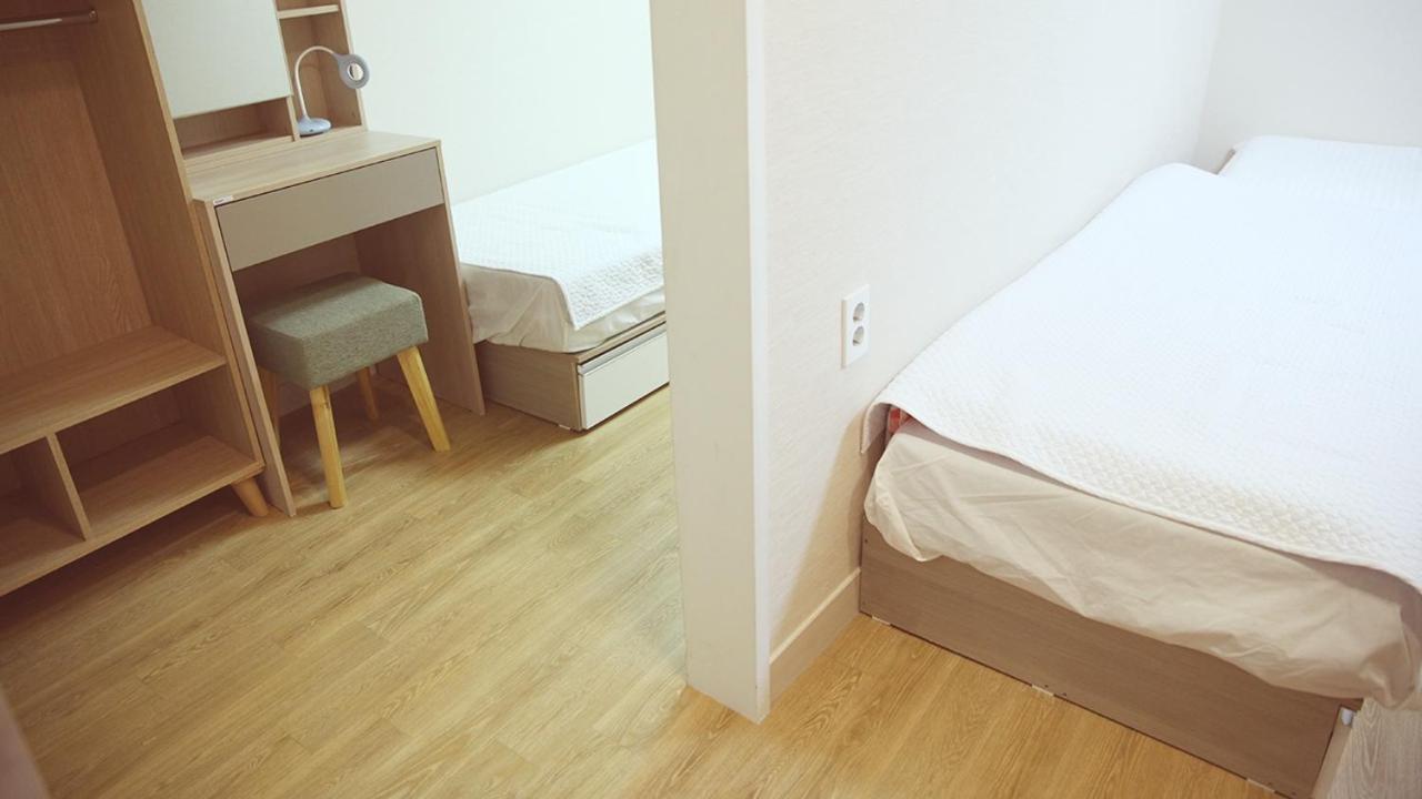 Хостел Unni House Сеул Экстерьер фото