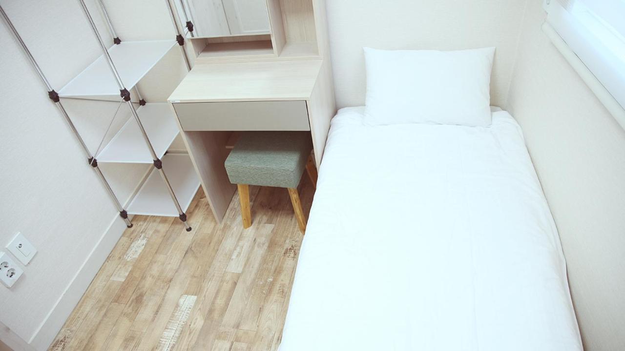 Хостел Unni House Сеул Экстерьер фото