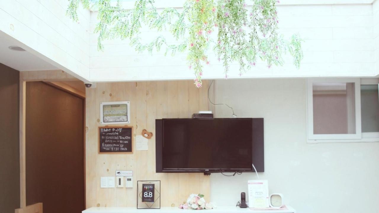 Хостел Unni House Сеул Экстерьер фото